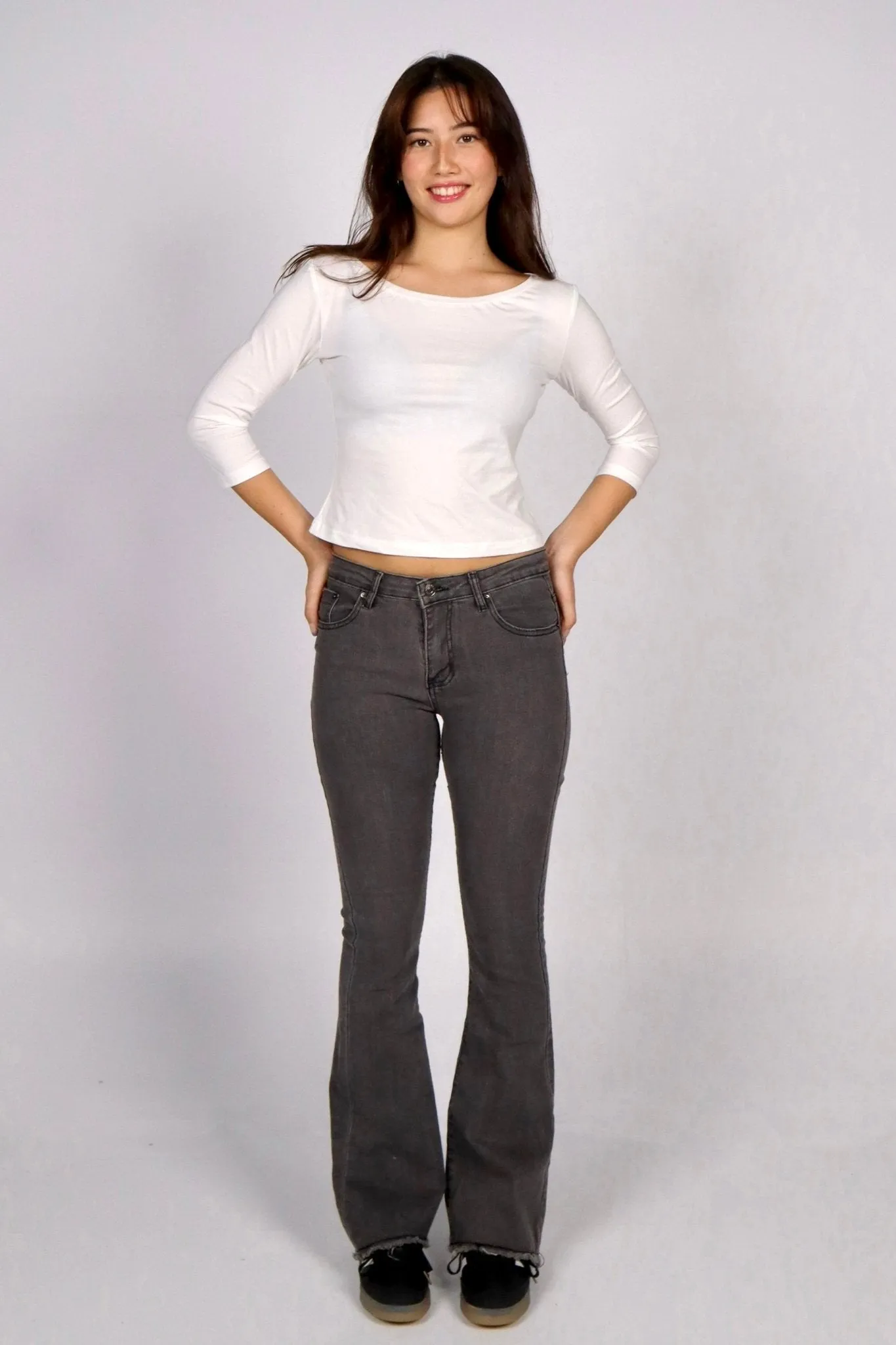 90s Low Rise flare jeans