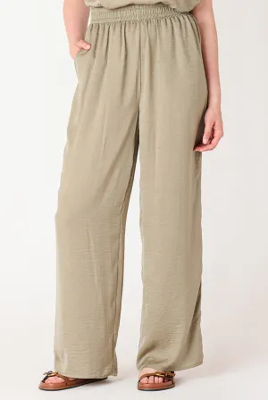 High Waist Flowy Pant