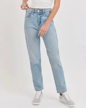 Leo High Rise Mom Jeans (Light Denim)