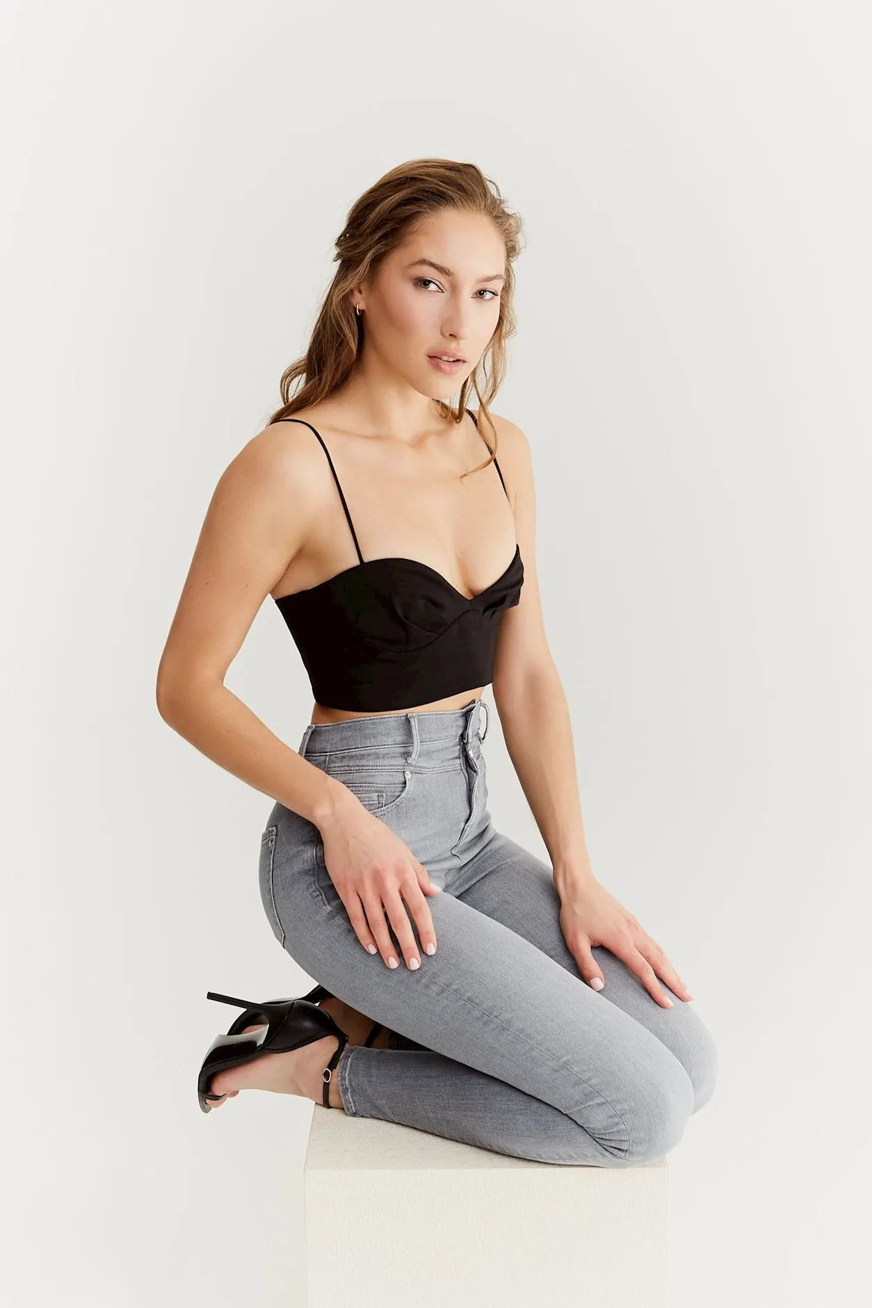 Lisa Ultra High Waist 5 Pocket Jeans Stone Grey